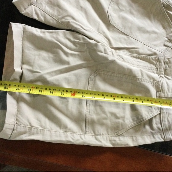 LEE WOMEN’S REGULAR FIT CHINO WALKSHORT. SIZE 10 - Picture 8 of 9